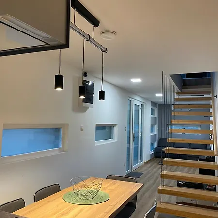 Sándorfalva Swan Apartman מראה חיצוני תמונה